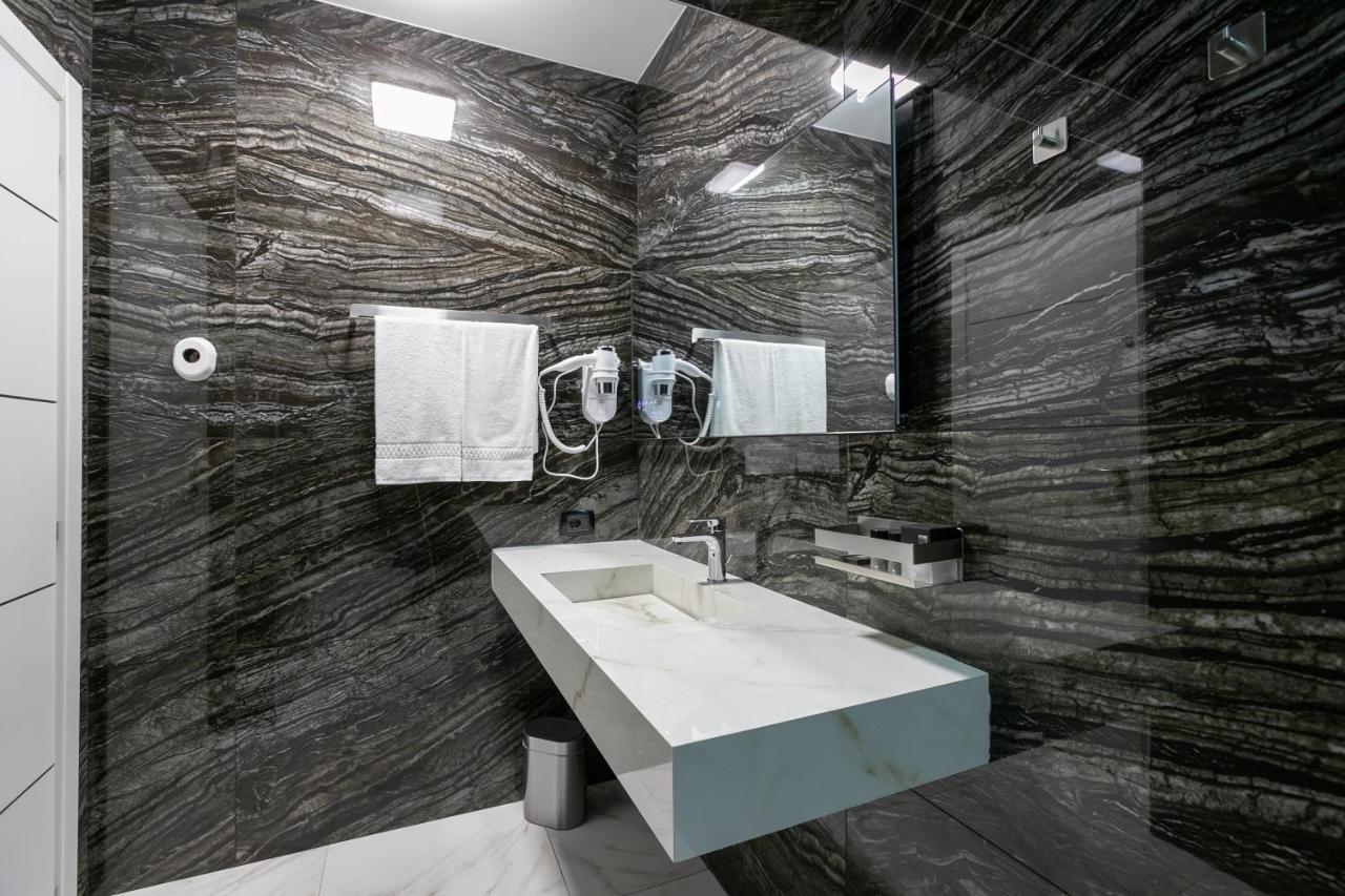 Gregorio VII Luxury Suites San Damaso روما المظهر الخارجي الصورة