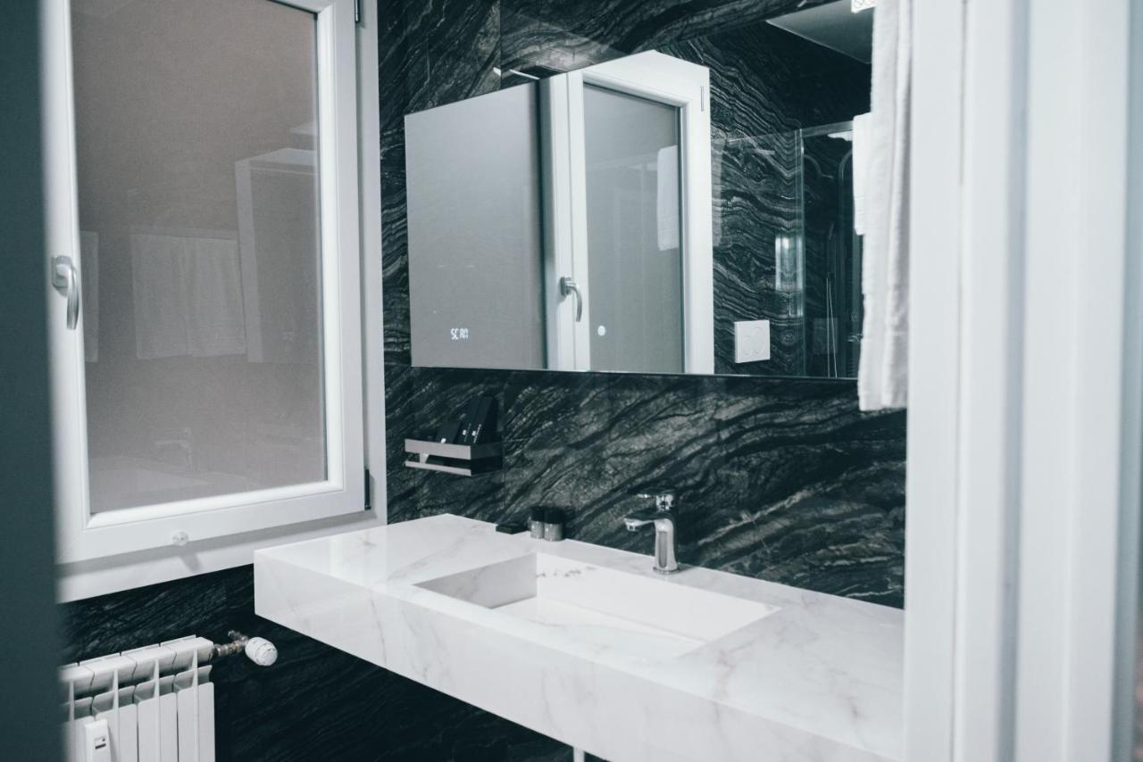 Gregorio VII Luxury Suites San Damaso روما المظهر الخارجي الصورة