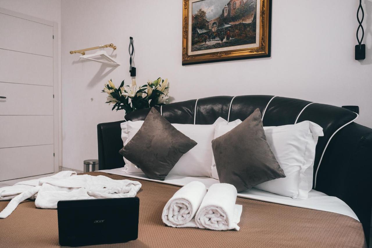 Gregorio VII Luxury Suites San Damaso روما المظهر الخارجي الصورة